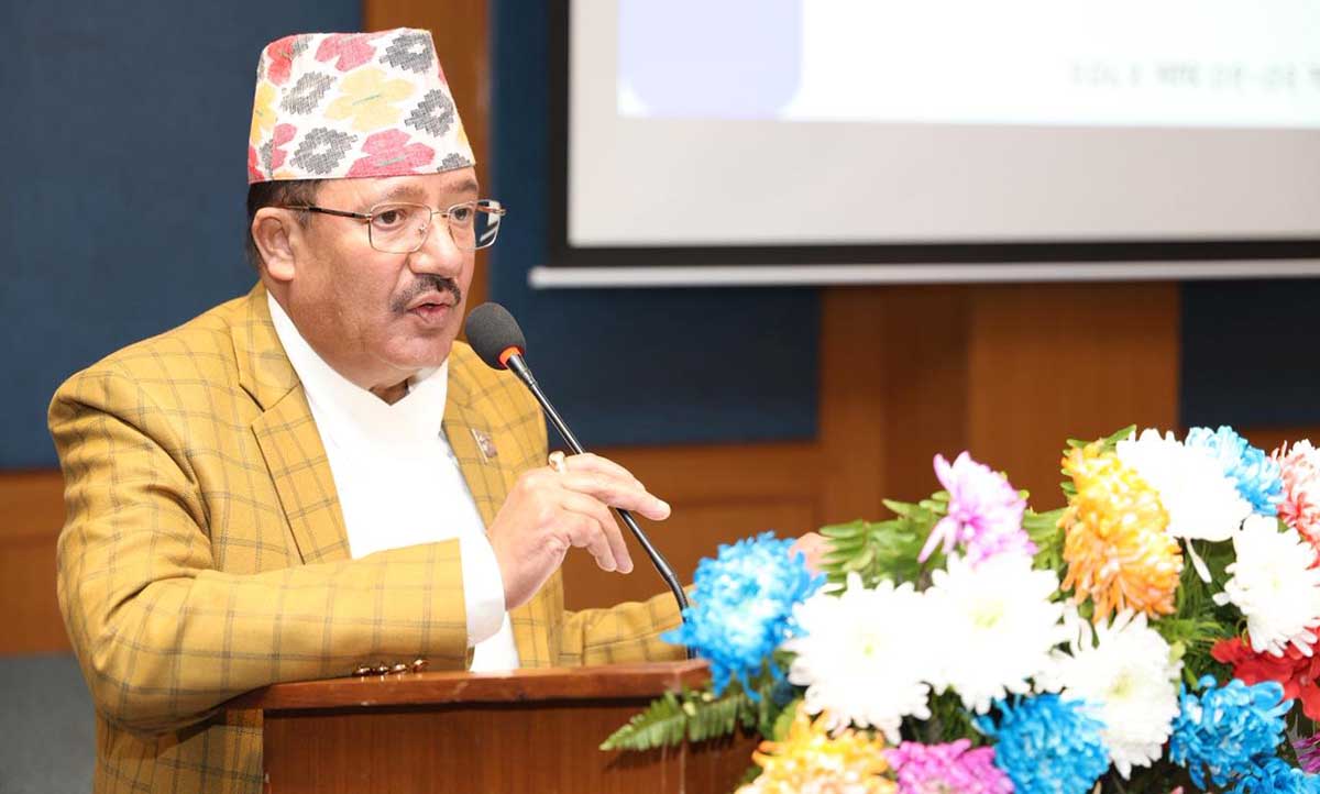 दल र उम्मेदवारसँग बैंकिङ प्रणालीबाट कारोबार गरौँ : प्रमुख निर्वाचन आयुक्त भण्डारी