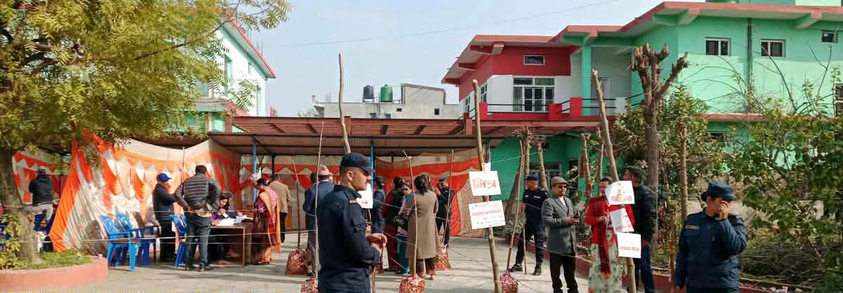 राष्ट्रियसभा निर्वाचनमा ५० प्रतिशतभन्दा बढी मत खस्यो, मतदान जारी