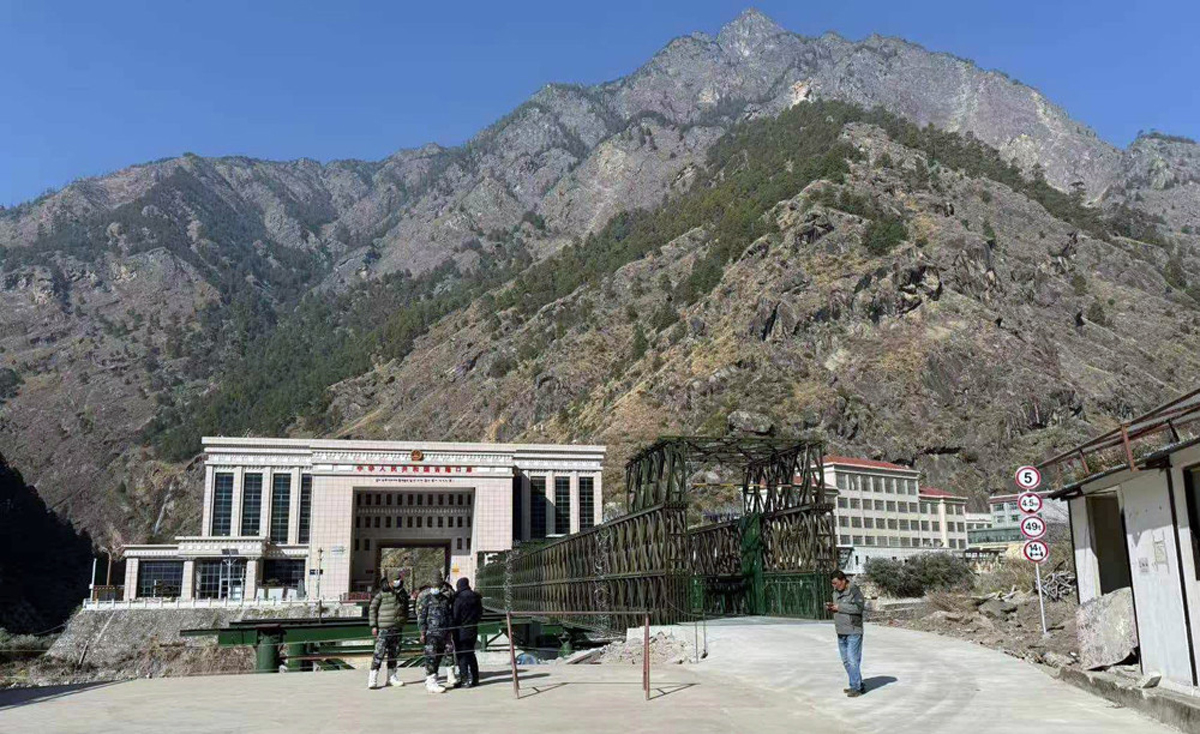 रसुवागढी नाका खुलेसंगै विद्युतीय सवारीसाधनसहित आयात बढ्यो