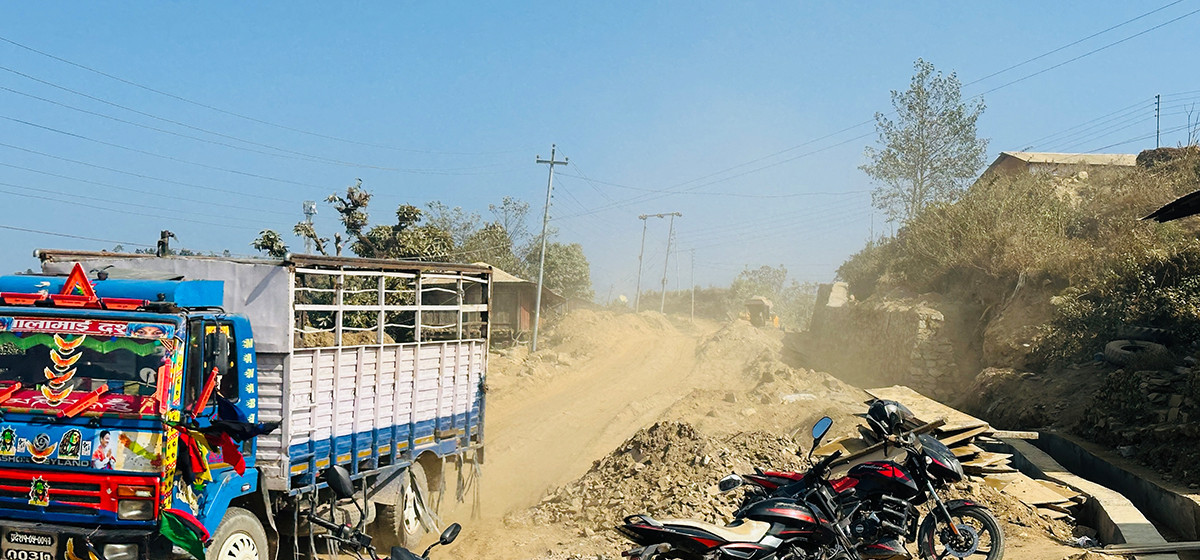 उदयपुर-२ : फेरिरहन्छन् प्रतिनिधि, फेरिँदैन सडकको अवस्था