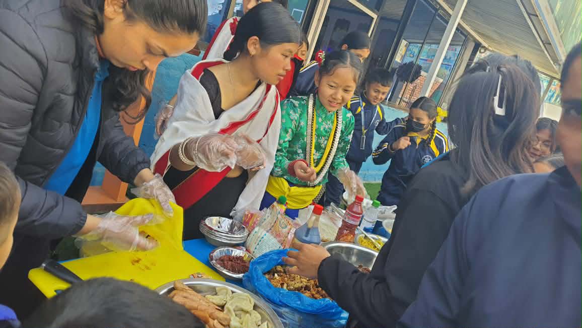 प्रारम्भ एकेडेमीद्वारा बहुसांस्कृतिक फुड फेस्टिभल आयोजना