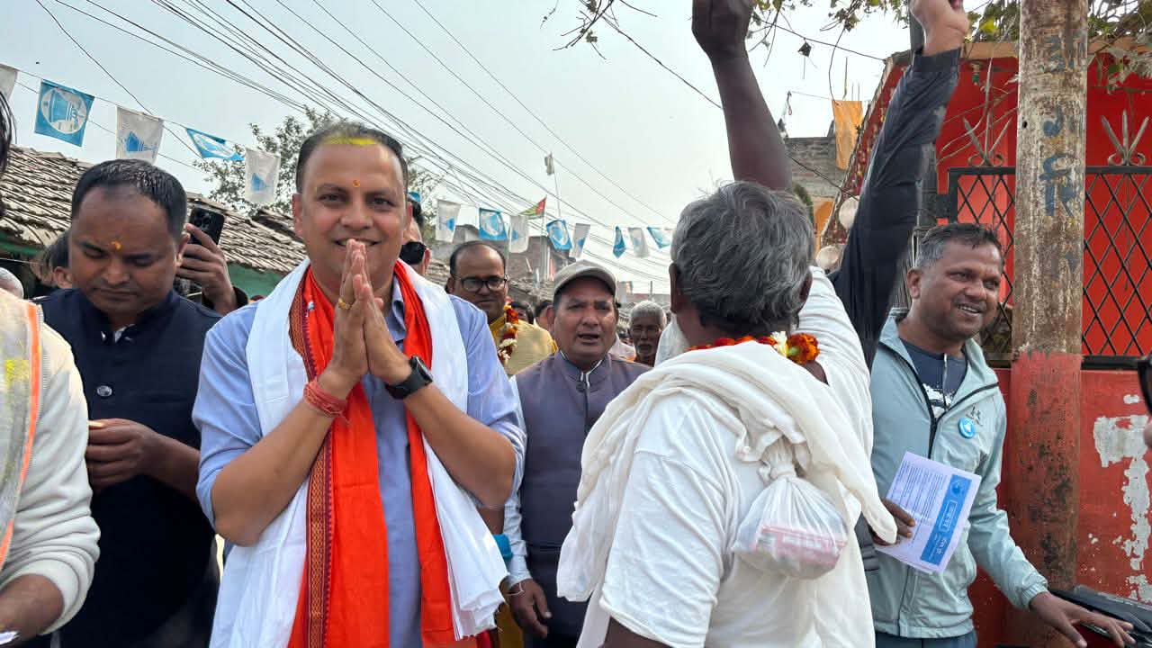 धनुषा ३ निर्वाचन क्षेत्रबाट रास्वपाका प्रवक्ता मनिष झा विजयी