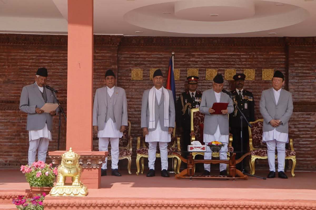 प्रतिनिधि सभाका जेष्ठ सदस्य केसीले लिए पद तथा गोपनीयताको शपथ