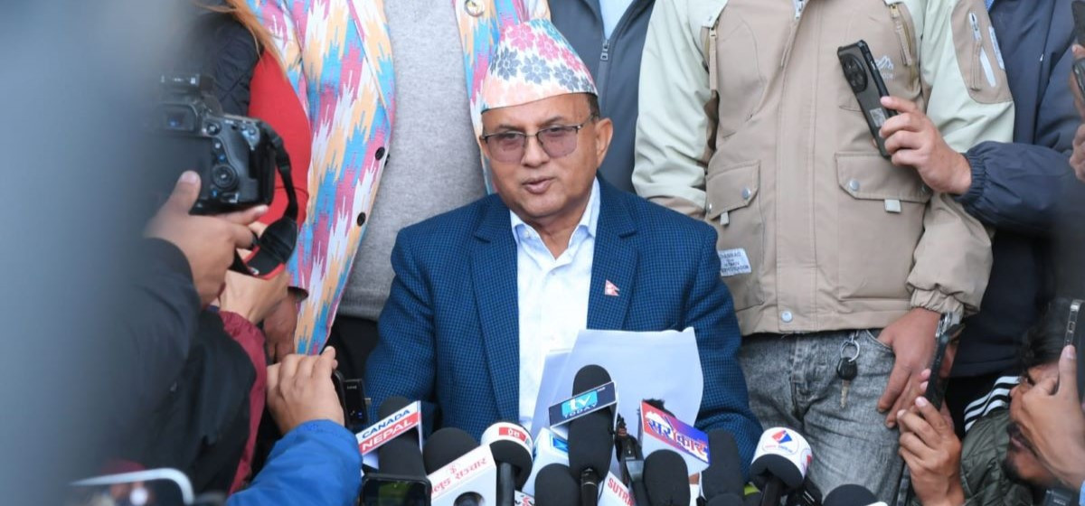एमालेको आफ्नो घोषित आन्दोलन स्थगित, पार्टी स्थापना दिवसमा रचनात्मक कार्यक्रम आयोजना गरी मनाउने निर्णय