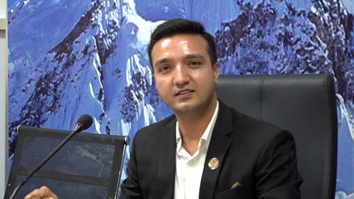 स्वदेशी उद्योगको संरक्षण गर्न भन्सार र कर नीति पुनरावलोकन गर्न संसदीय समितिको निर्देशन, मदिरा र सुर्तीमा उच्च कर लगाऊन रास्वपाको माग
