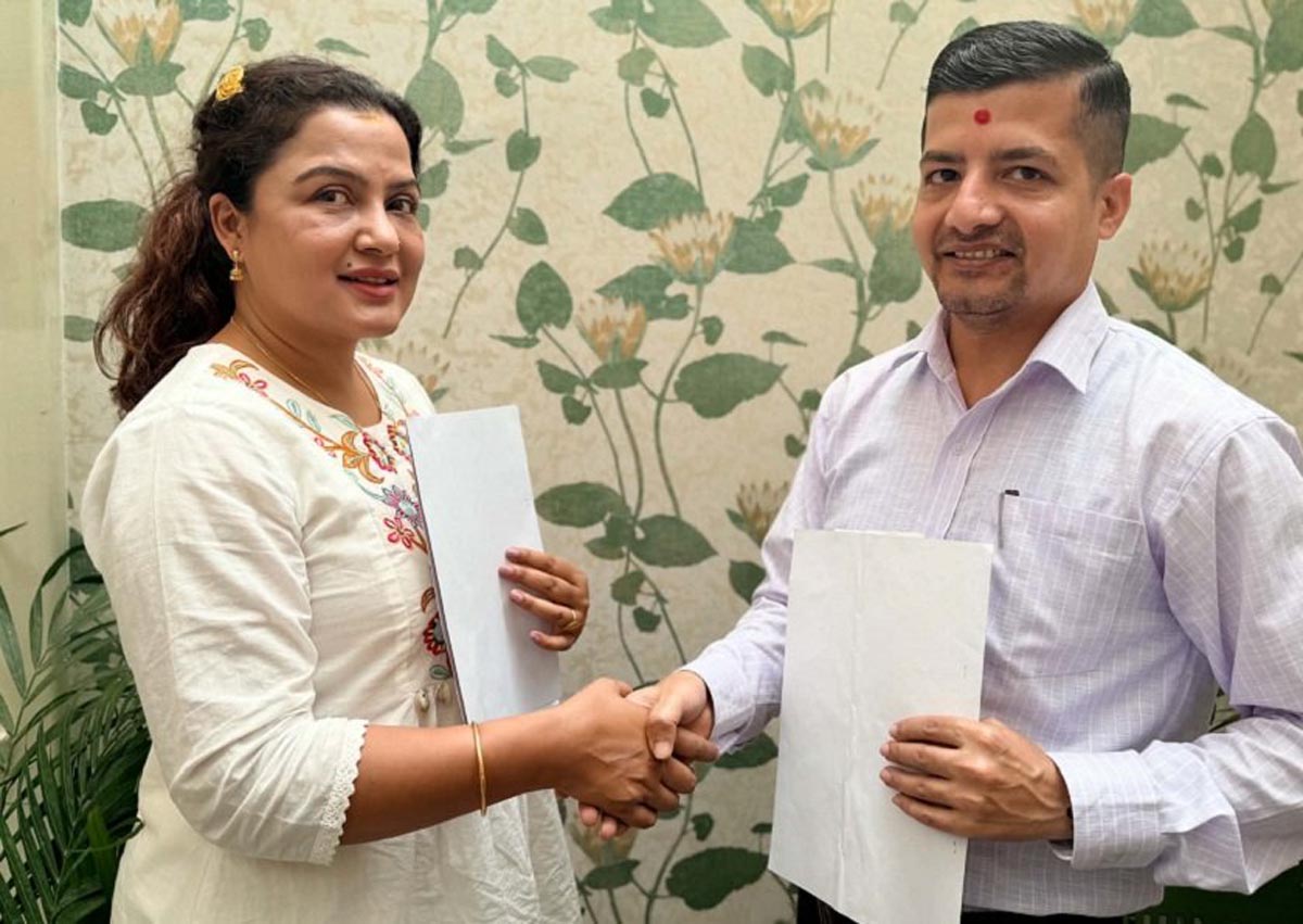 मेदान्त आयुर्वेद अस्पतालको ब्रान्ड एम्बास्डरमा अभिनेत्री रेखा थापा अनुबन्धित