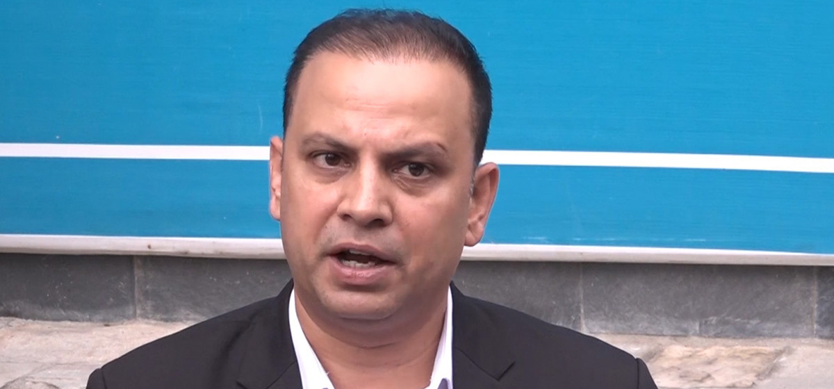 भाउजुलाई बक्सा बुझाएर दाइबाट पाएका नियुक्ति खारेज गरिएको रास्वपा प्रवक्ता मनिष झाको दाबी
