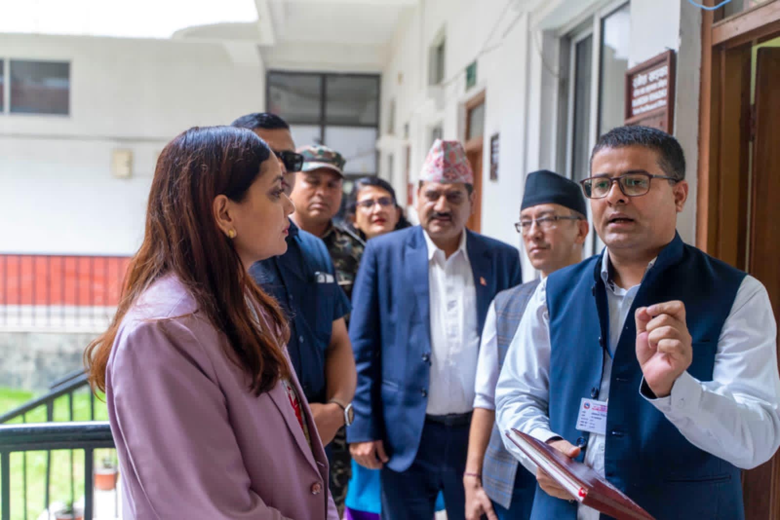 स्वास्थ्य तथा खाद्य स्वच्छता मन्त्री मेहताद्वारा खाद्य प्रविधि तथा गुण नियन्त्रण विभागको स्थलगत निरीक्षण
