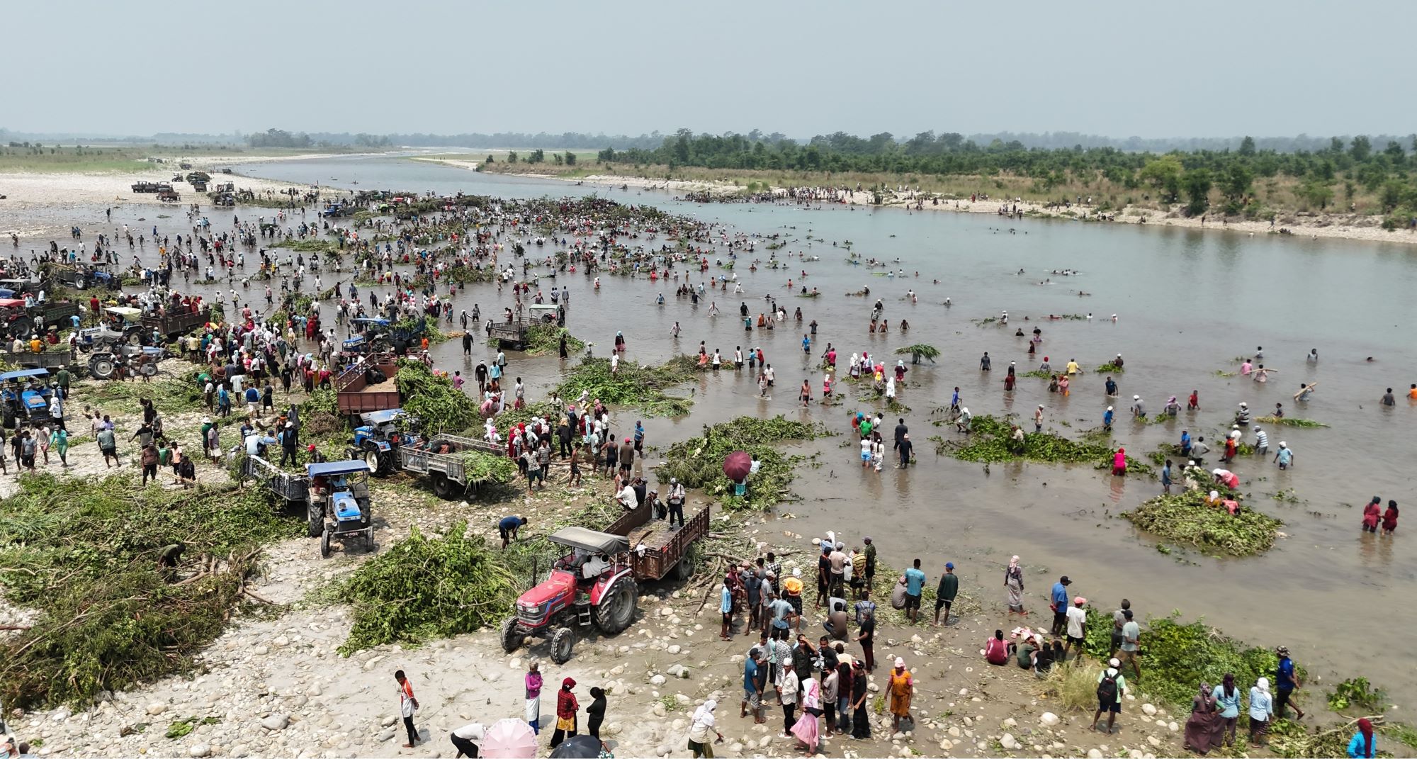 सिँचाइका लागि हजारौं किसानद्वारा श्रमदान, कर्णाली थुनेर खेतमा पुर्‍याइयो सिँचाइको पानी
