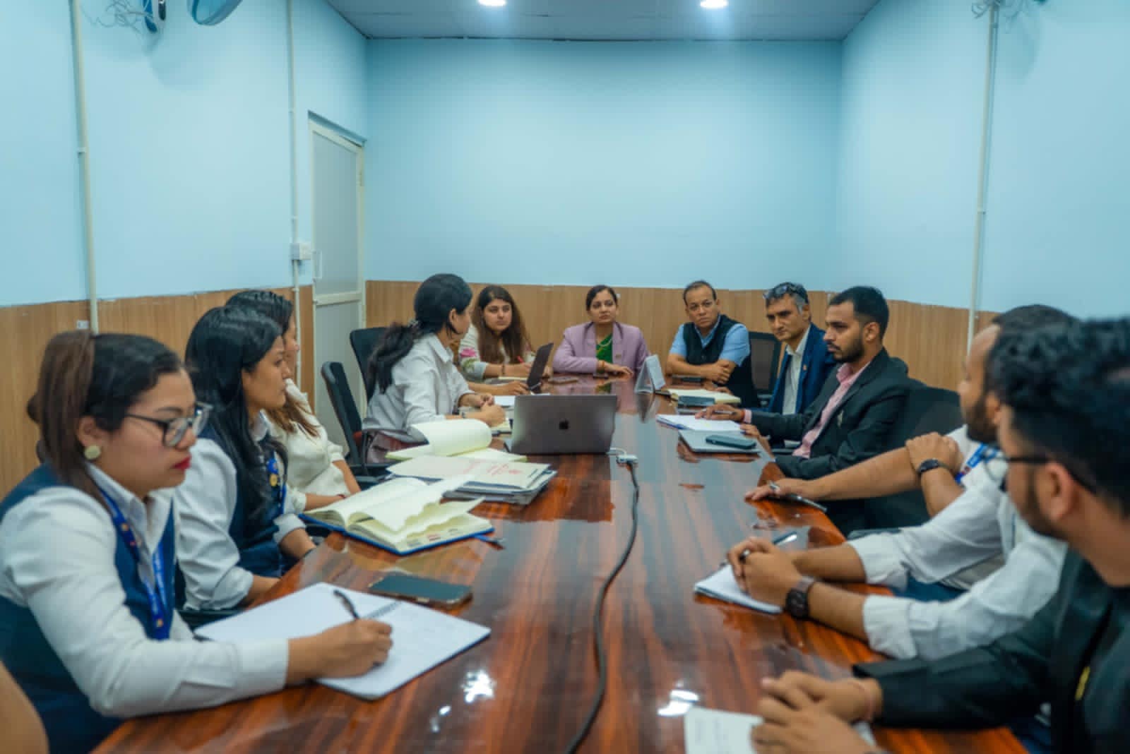 औषधि व्यवस्थापनमा देखिएका समस्या समाधानका उपाय खोज्दै मन्त्रालय र विभाग: औषधिको आयात, खपत र आपूर्तिको विवरण माग