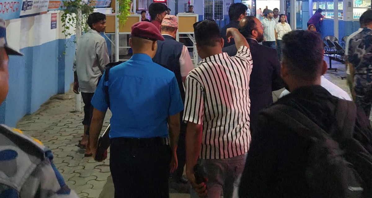 सुनसरीको देवानगञ्जमा भएको हिंसात्मक घटना : छानबिन समिति विराटनगर पुग्यो, घाइतेसँग बयान संकलन सुरु