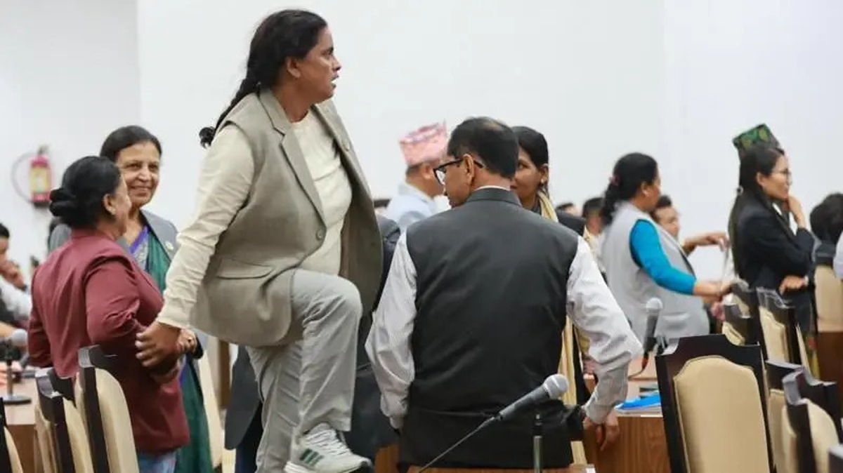 संसद्‌‌मा धकेलाधकेल भएको घटनाबारे सभामुखलाई विशेषाधिकार प्रयोग गर्न समितिको सुझाव, संसदीय मर्यादा उल्लङ्घन भएको निष्कर्ष