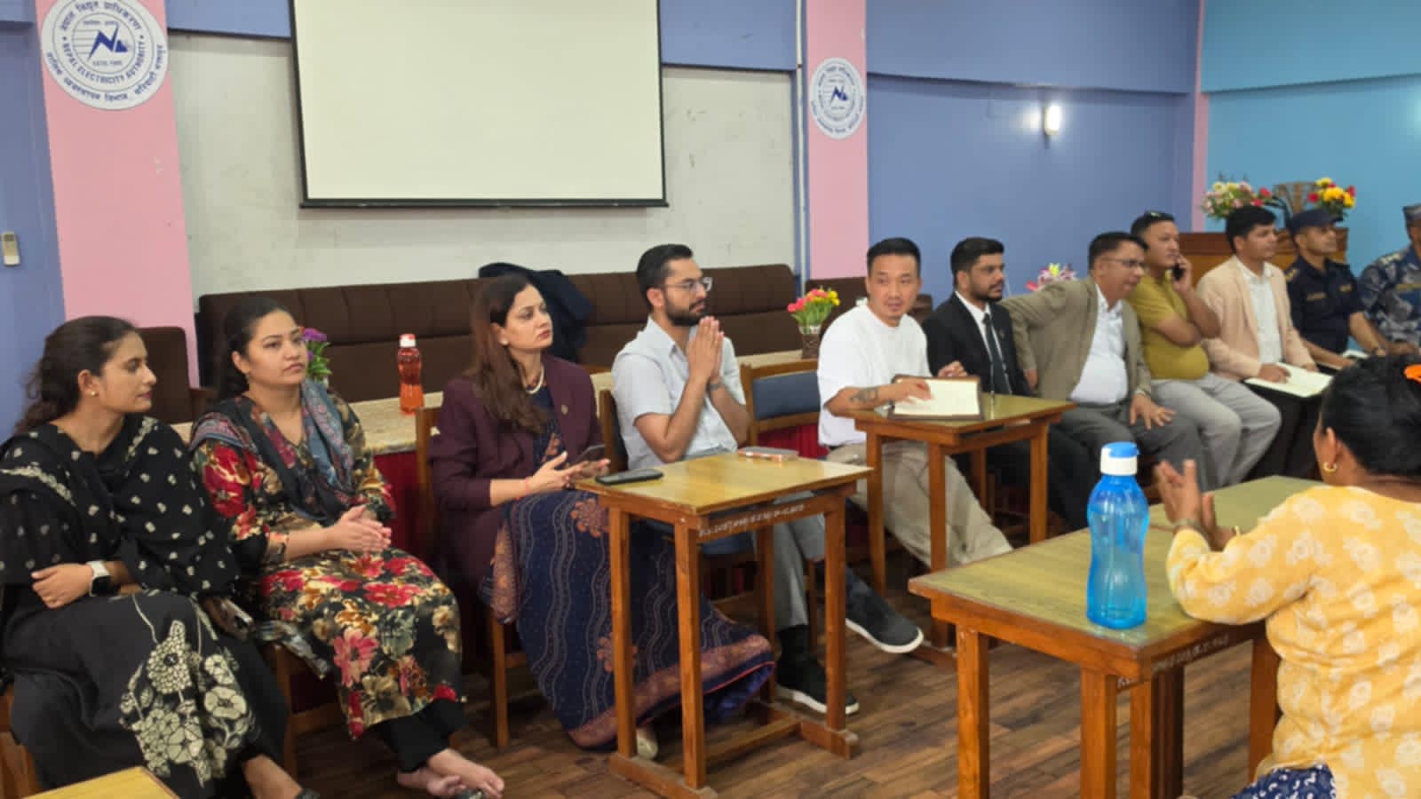 खरिपाटी होल्डिङ सेन्टर पुगे ६ मन्त्री, सुकुम्बासीको दीगो समाधान गर्ने सरकारको प्रतिबद्धता