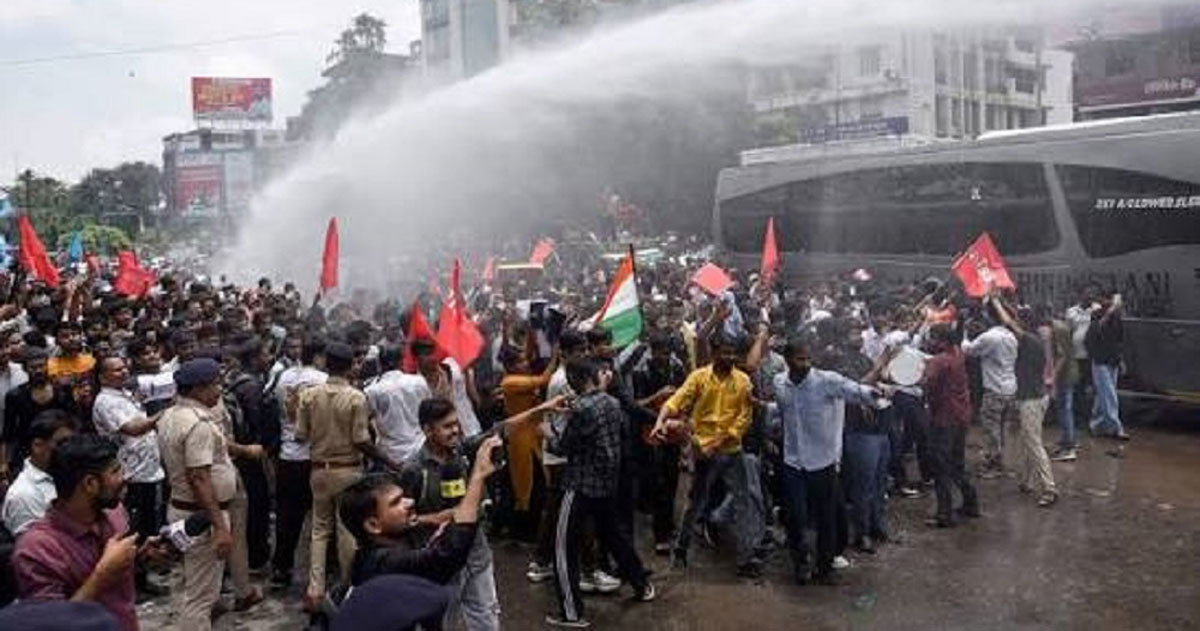 युवा आन्दोलनले बढायो मोदी सरकारमाथि दबाब