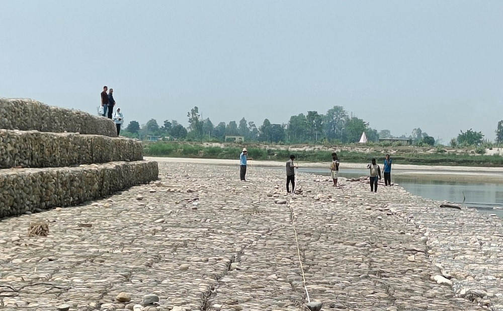 महाकाली नदीमा १ हजार २२० मिटर तटबन्ध निर्माण