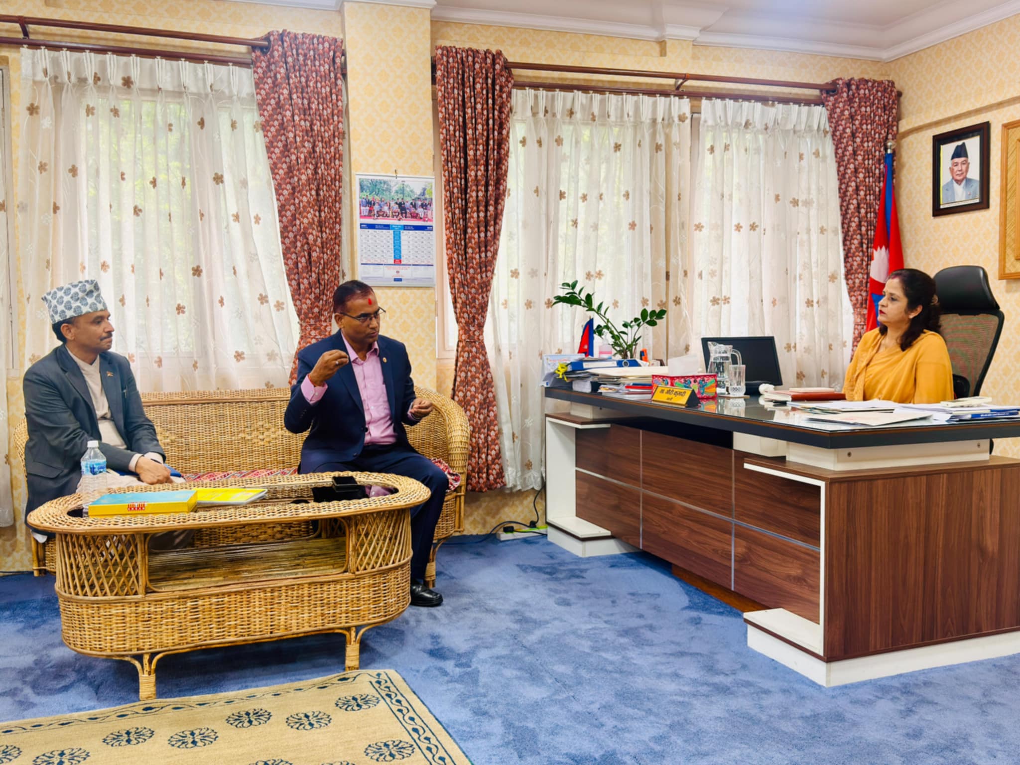 नवनियुक्त कार्यकारी निर्देशक शाहलाई ग्यास आपूर्ति सहज बनाउन मन्त्रीको निर्देशन