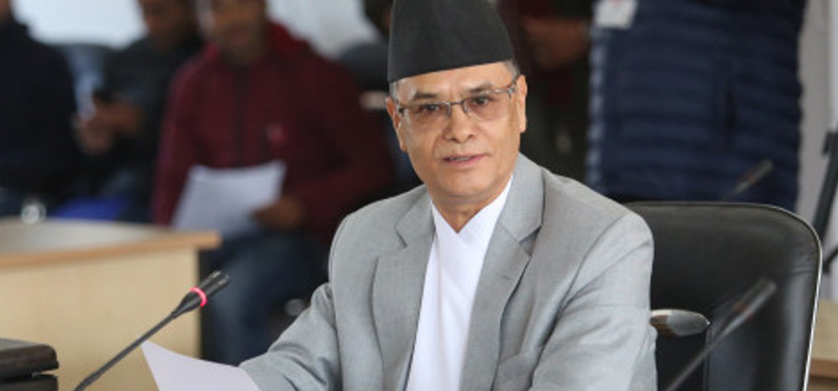 पूर्वप्रधानन्यायाधीश चोलेन्द्र शमशेर जबरा पक्राउ