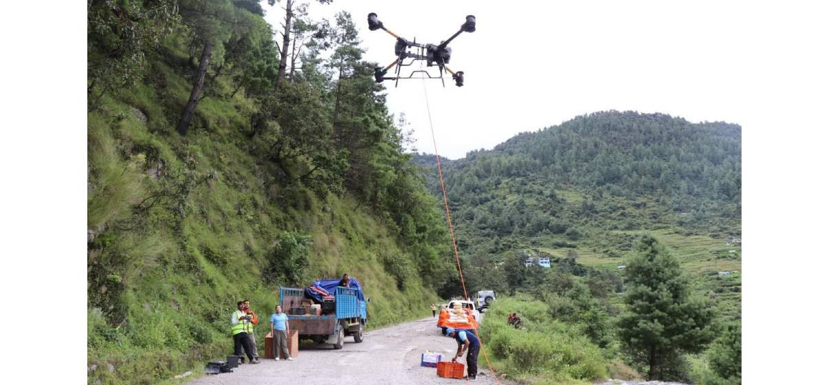 सडकविहीन बस्तीमा राहतको नयाँ सारथी ‘ड्रोन’