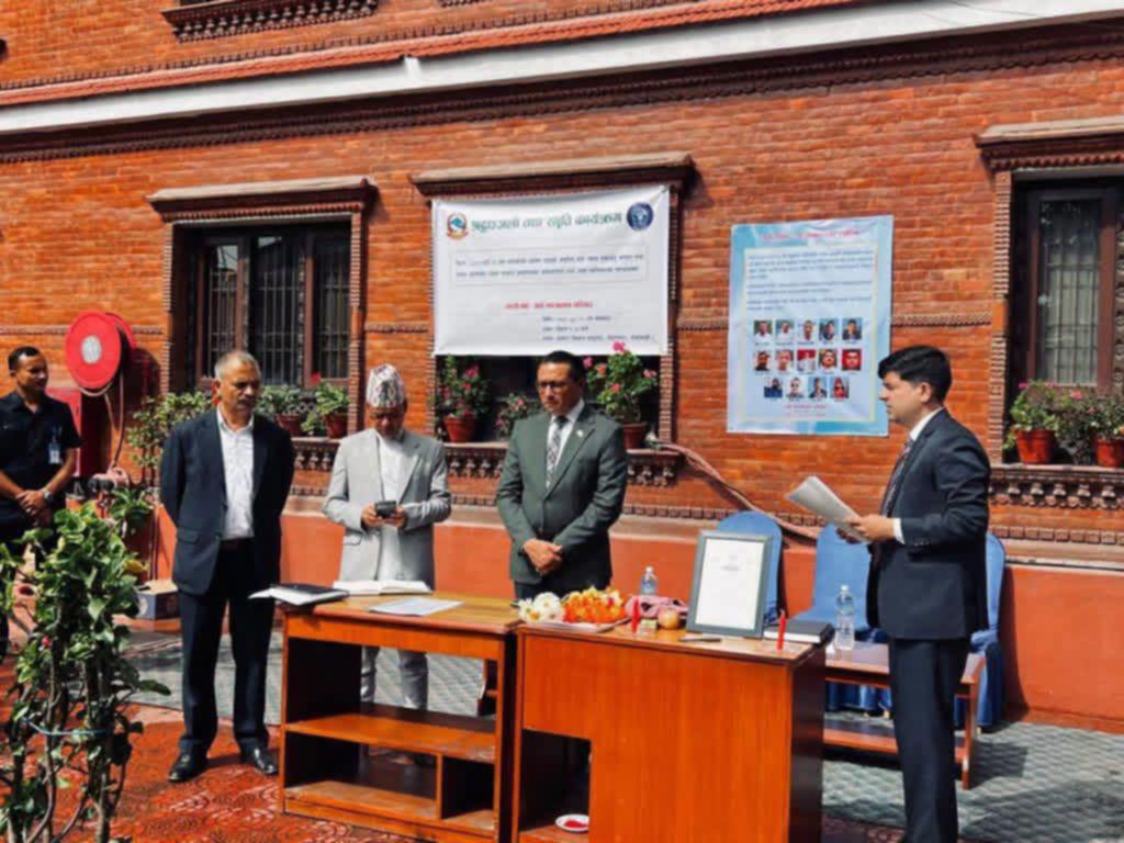 भोटेकोशी बाढीमा ज्यान गुमाएका र बेपत्ता भन्सार कर्मचारीको सम्मानमा स्मृति सभा