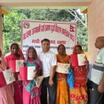 नापजाँच सकिएको ११ वर्षपछि धनुषाका ३६५ परिवारले पाए लालपुर्जा