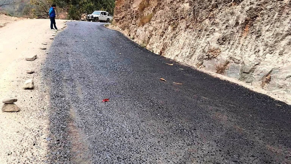 खाँदबारी-सभाखोला सडक चौडा गरिँदै, दैनिक नौ घण्टा बन्द