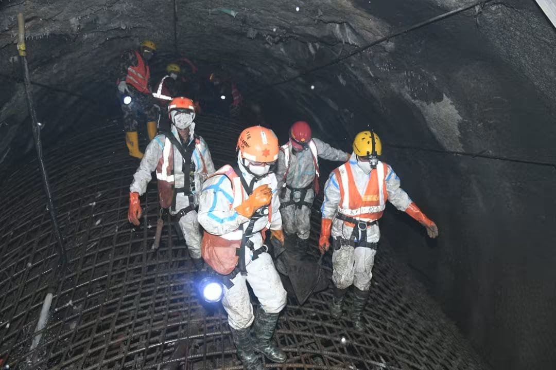 माथिल्लो त्रिशूली–१ मा बाढीपछि ४३९ जना अझै सम्पर्कविहीन, खोजी तथा उद्धार तीव्र